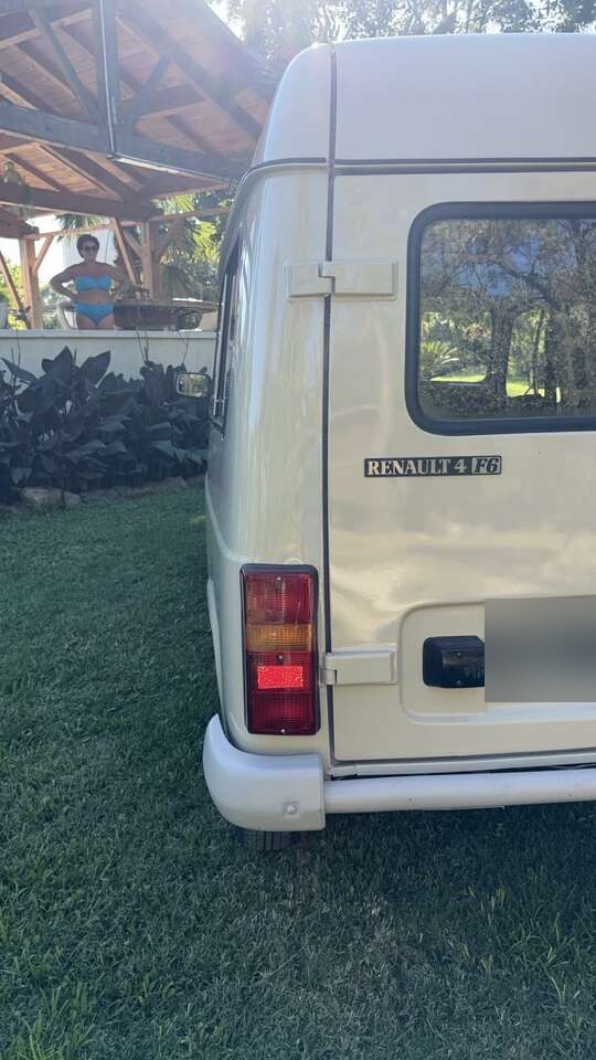 1984 Renault 4 F6 Van