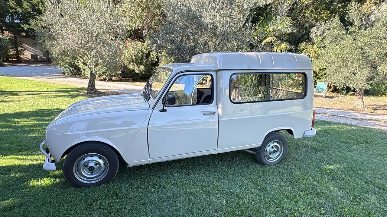 1984 Renault 4 F6 Van