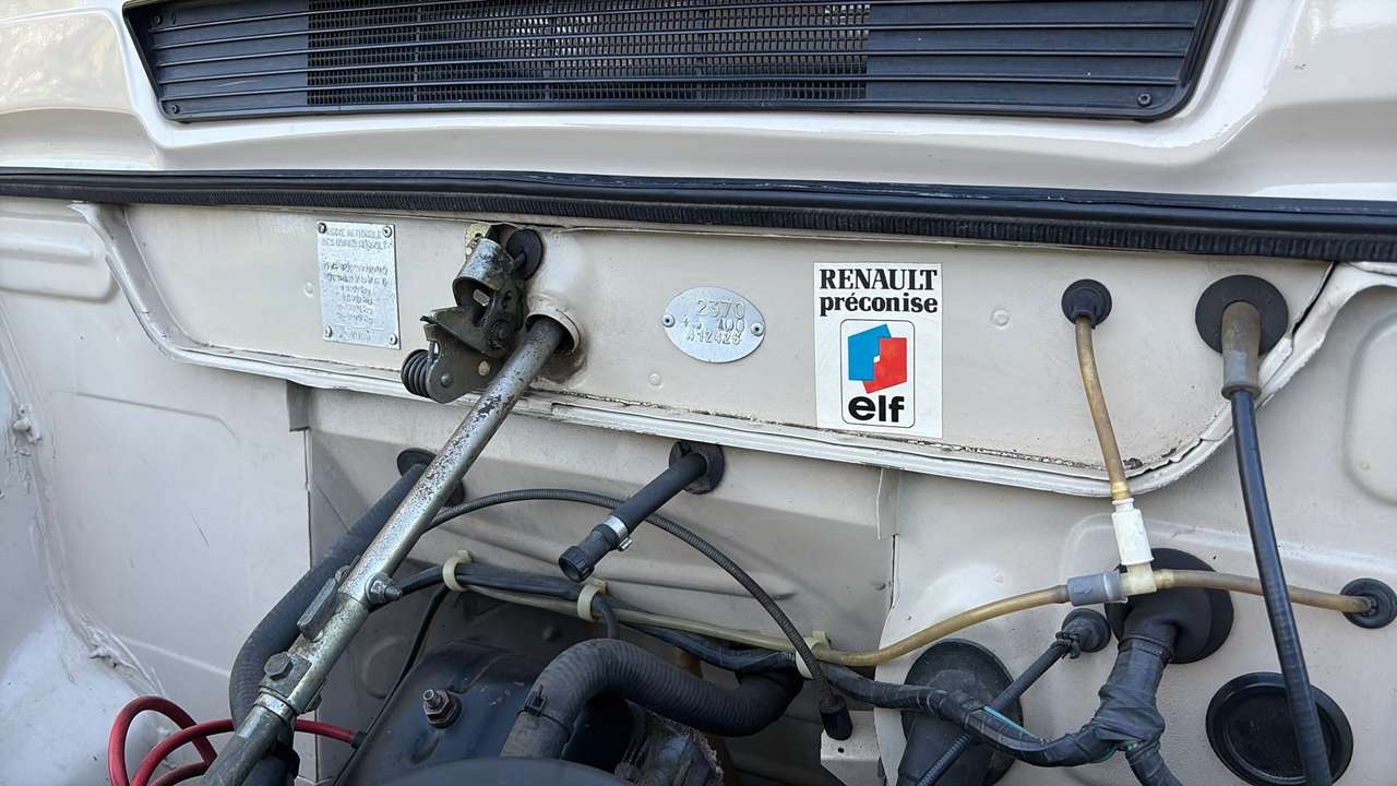 1984 Renault 4 F6 Van