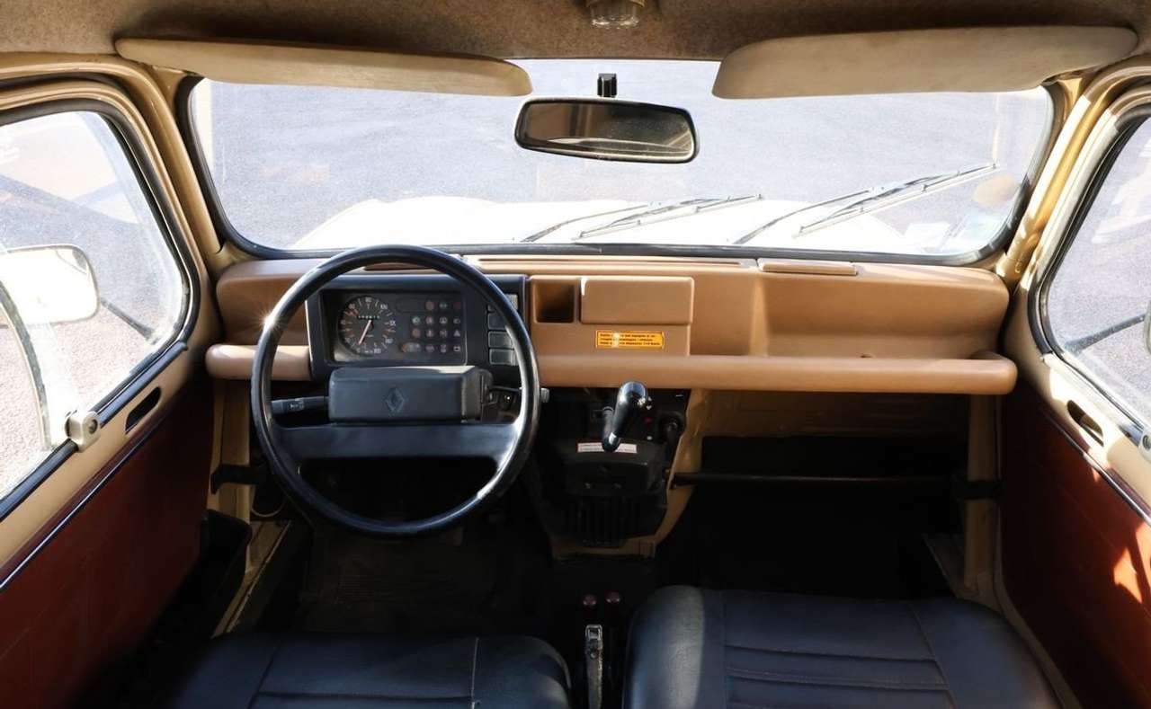 1984 Renault 4 Sinpar 4×4