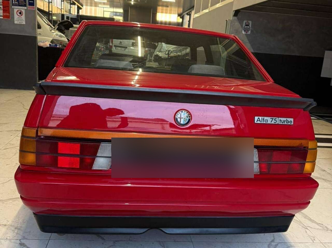 1987 Alfa Romeo 75 1.8 Turbo America