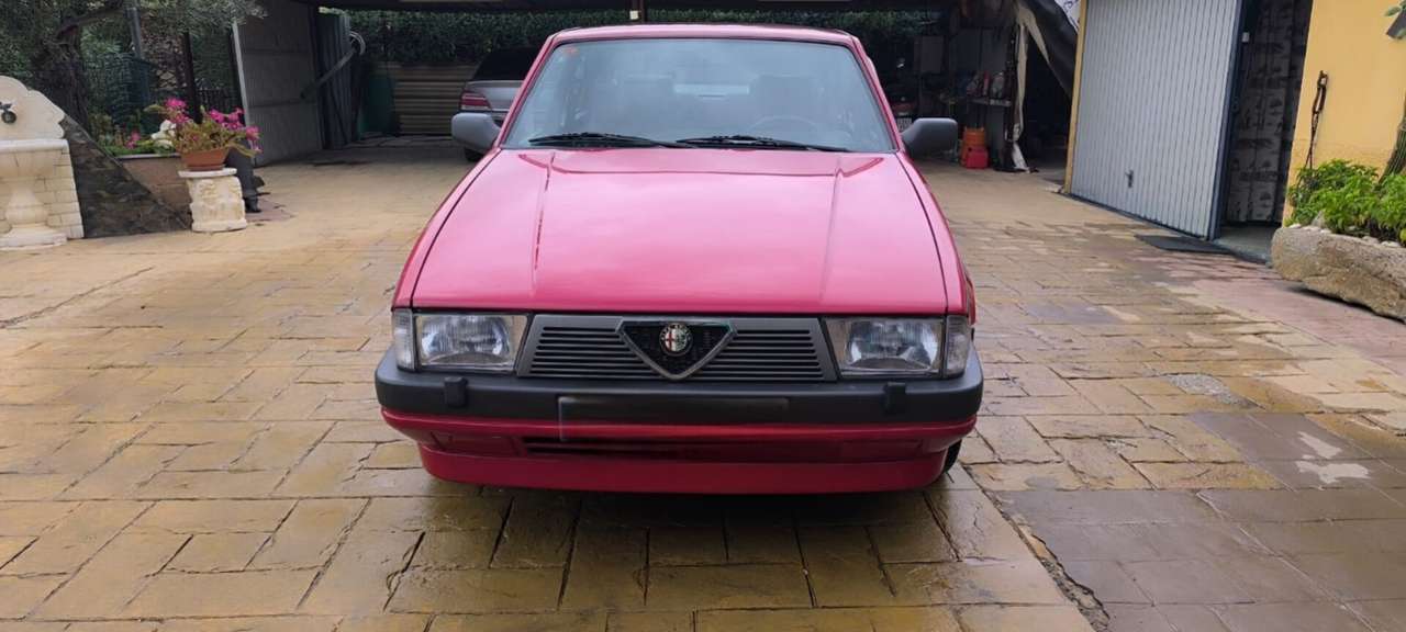 1988 Alfa Romeo 75 2.0 Twin Spark