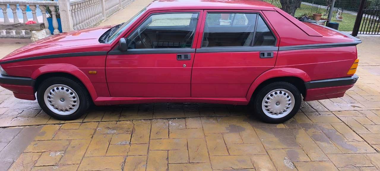 1988 Alfa Romeo 75 2.0 Twin Spark