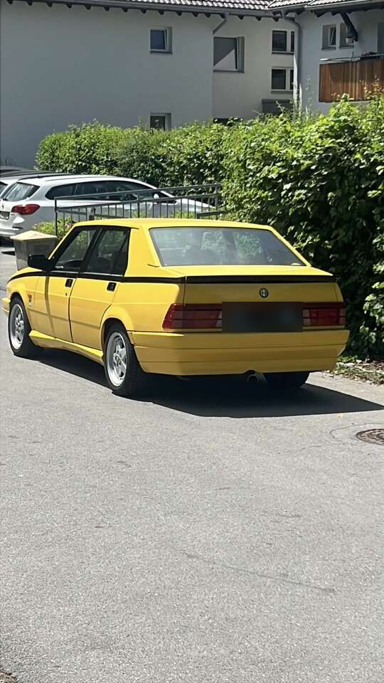 1988 Alfa Romeo 75 3.0 V6