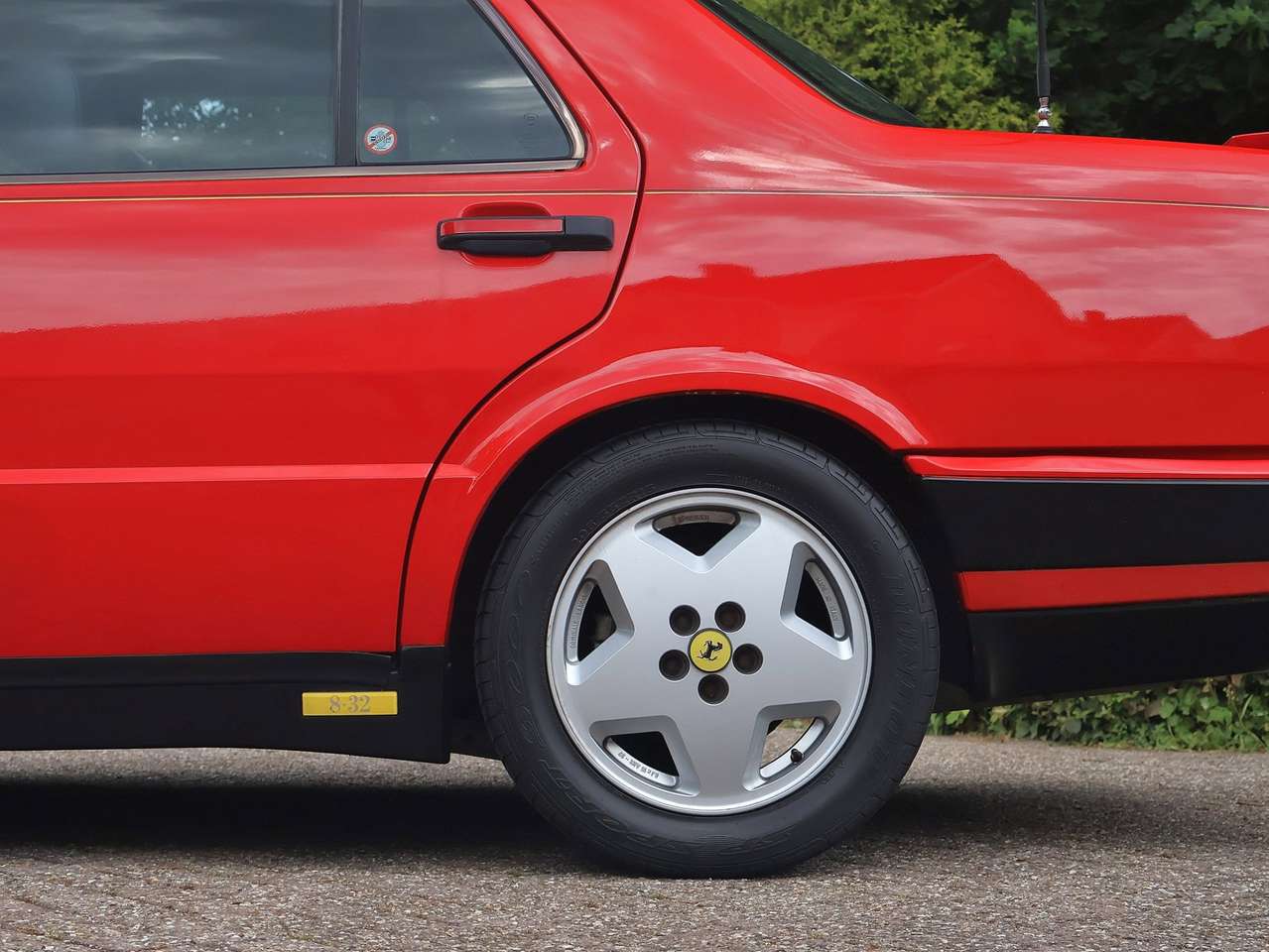 1988 Lancia Thema 8.32 (Rosso Corsa)