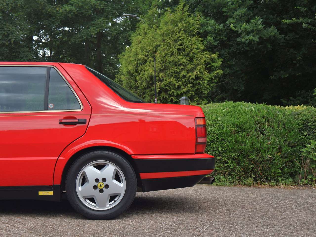 1988 Lancia Thema 8.32 (Rosso Corsa)