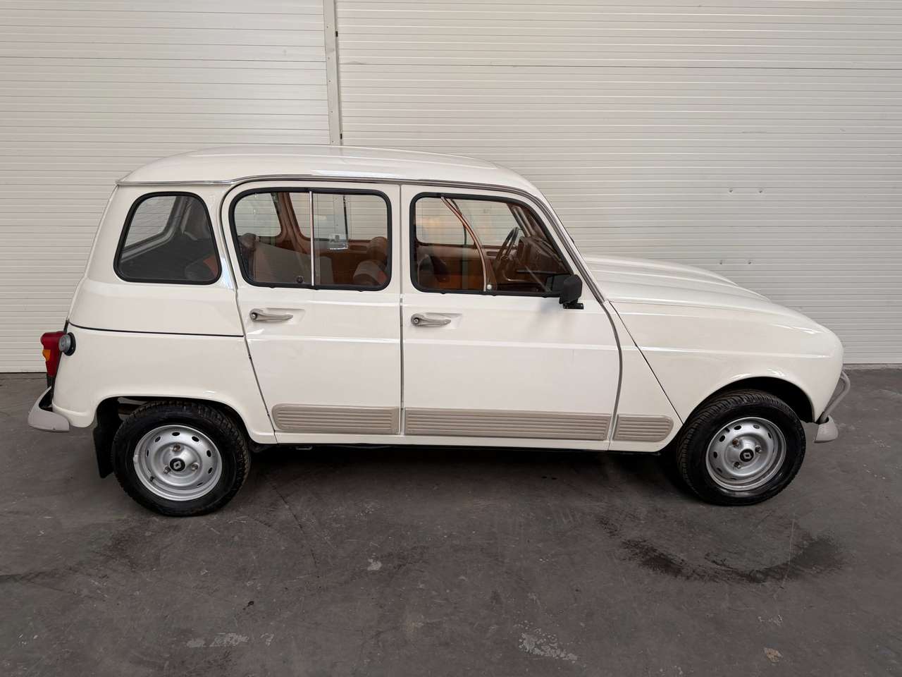 1988 Renault 4 GTL (restored)