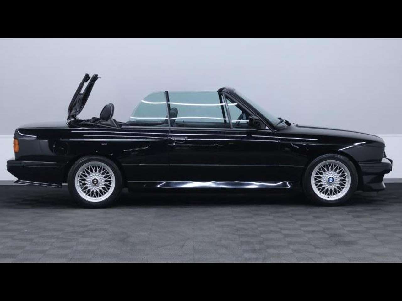 1991 BMW M3 Convertible (E30)