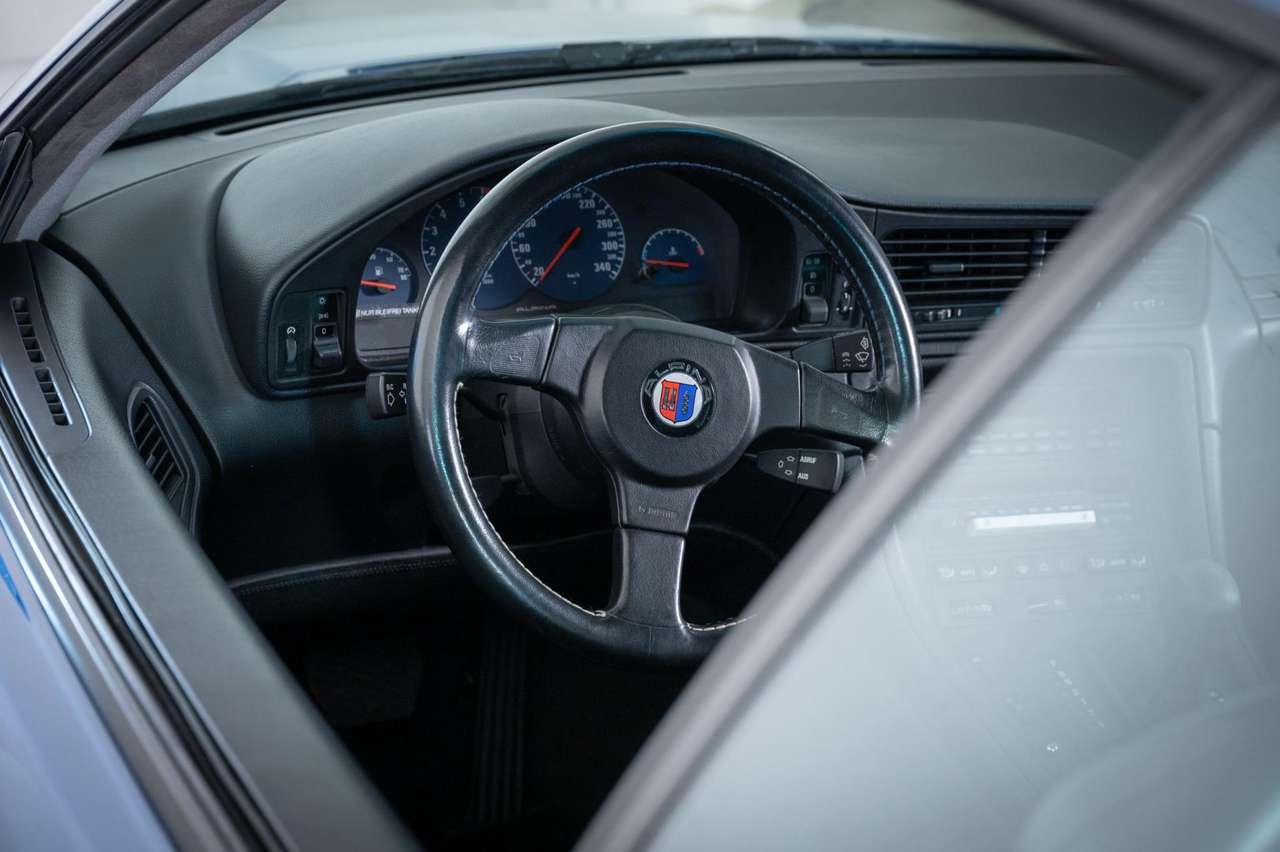 1992 Alpina B12 5.0