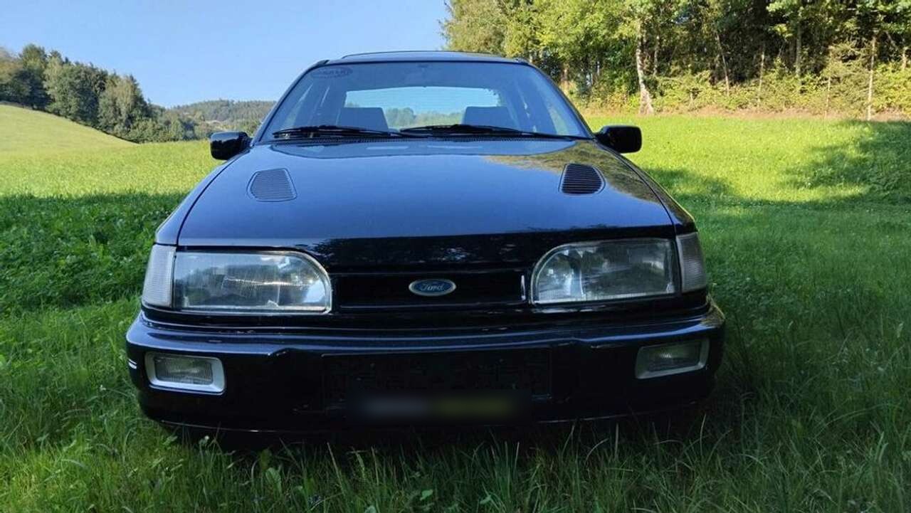 1992 Ford Sierra RS Cosworth 4×4