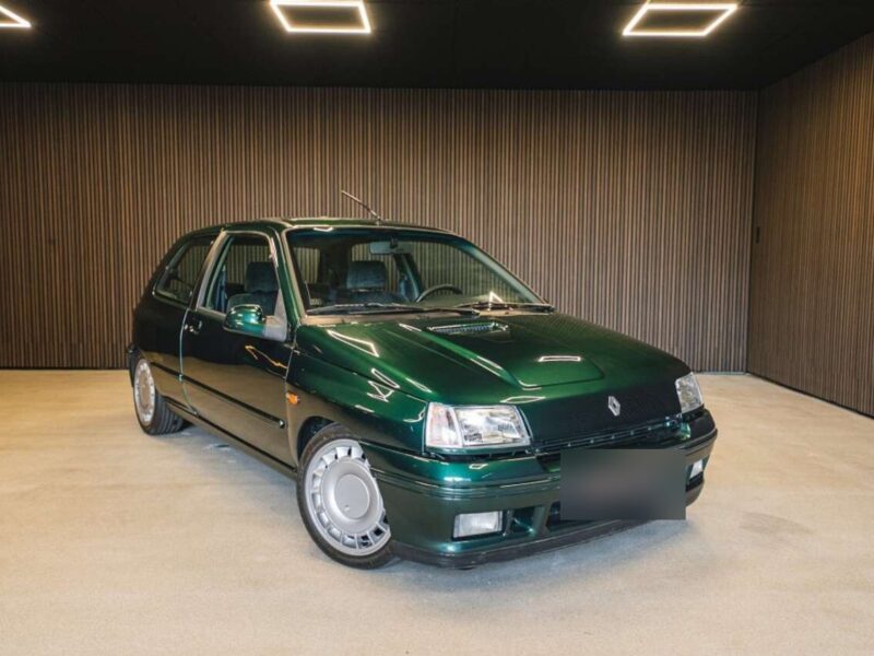 1992 Renault Clio Williams replica (16S base)