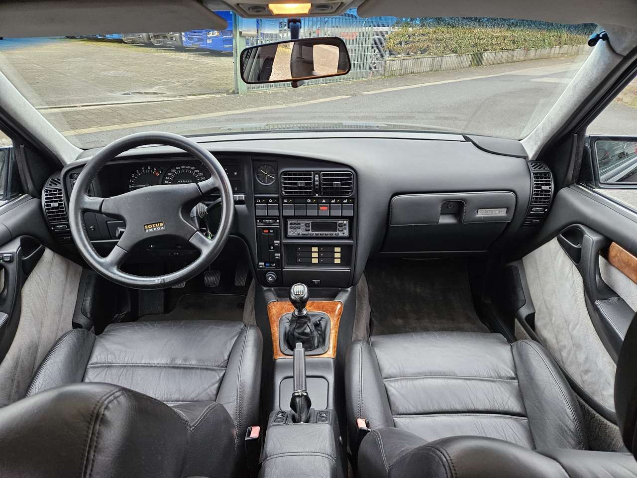 1993 Lotus Omega