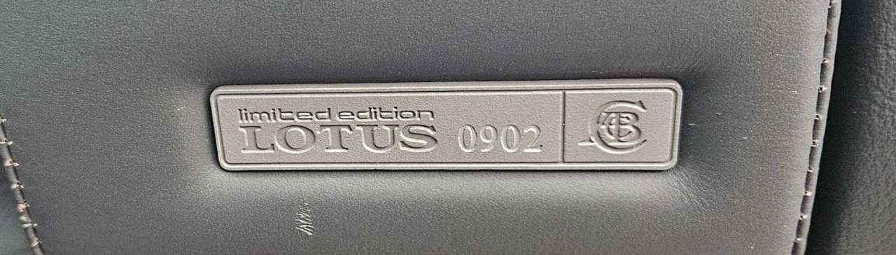 1993 Lotus Omega