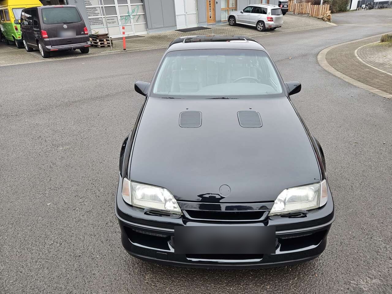 1993 Lotus Omega