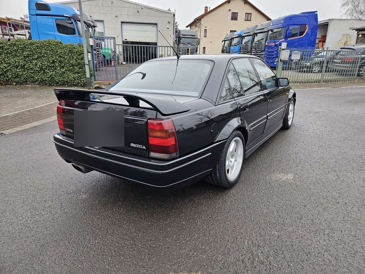 1993 Lotus Omega