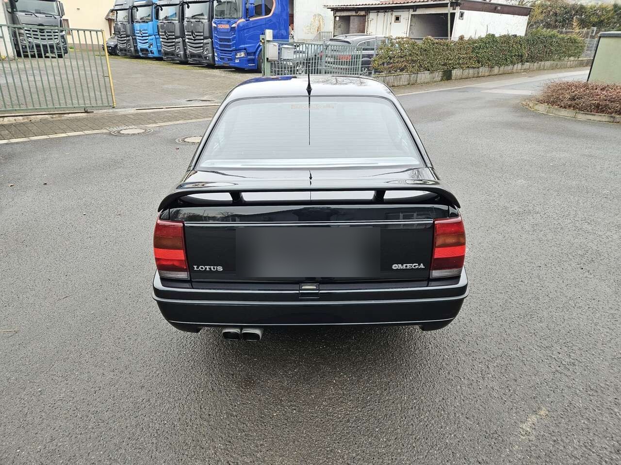 1993 Lotus Omega