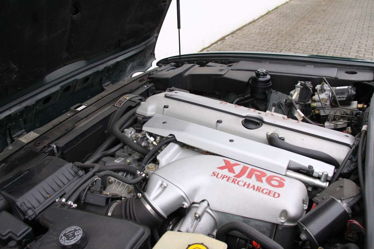 1995 Jaguar XJR 4.0 Supercharged
