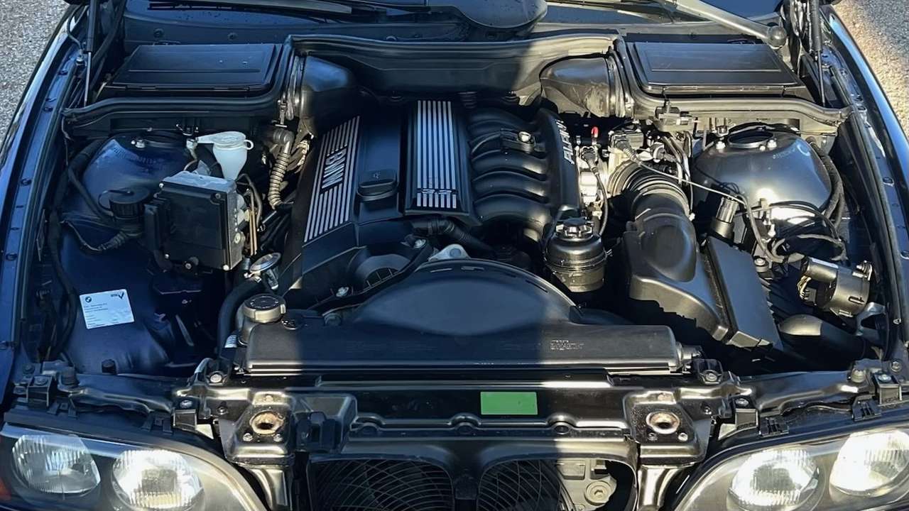 1998 Alpina B10 3.2