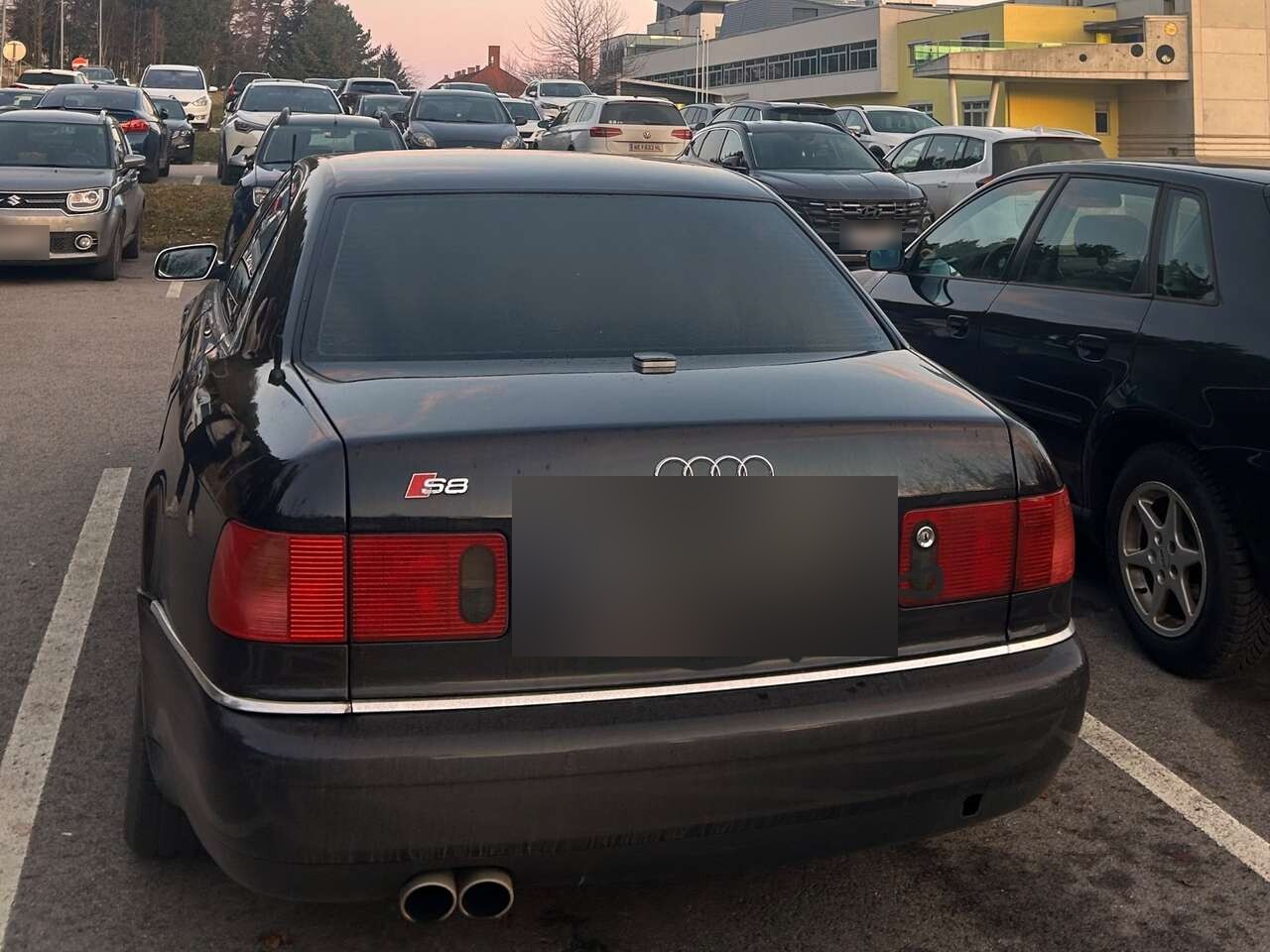 1999 Audi S8 4.2 quattro