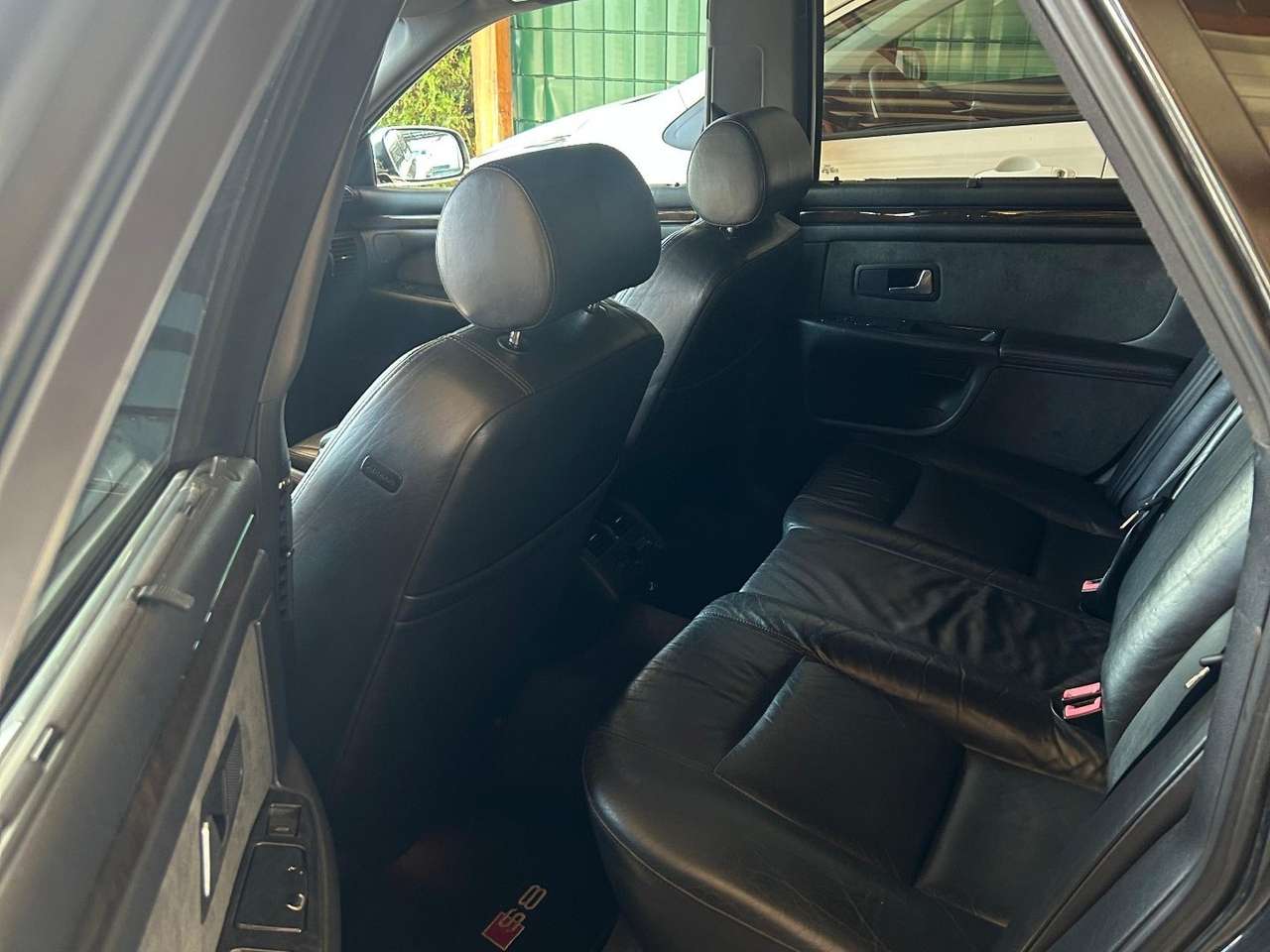 1999 Audi S8 4.2 quattro