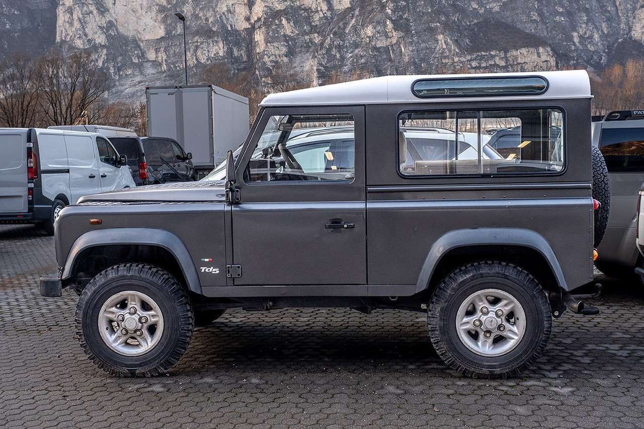 1999 Land Rover Defender 90 Station Wagon Td5