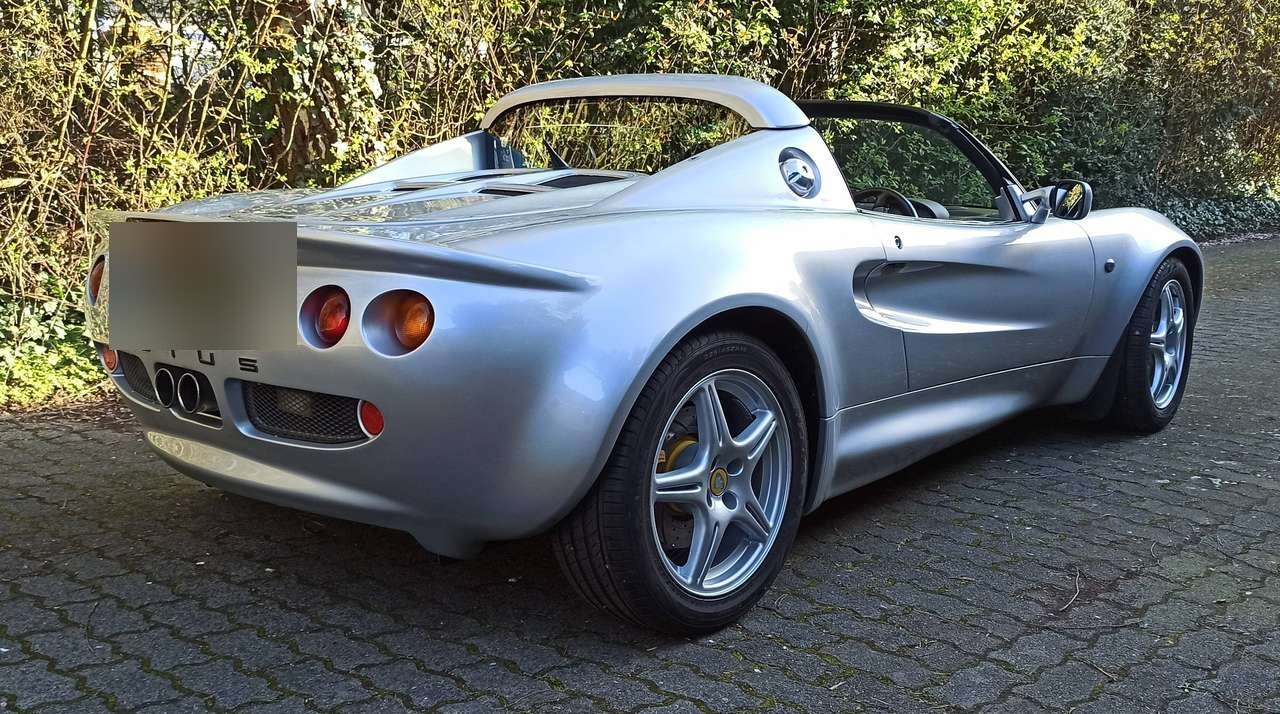 1999 Lotus Elise S1