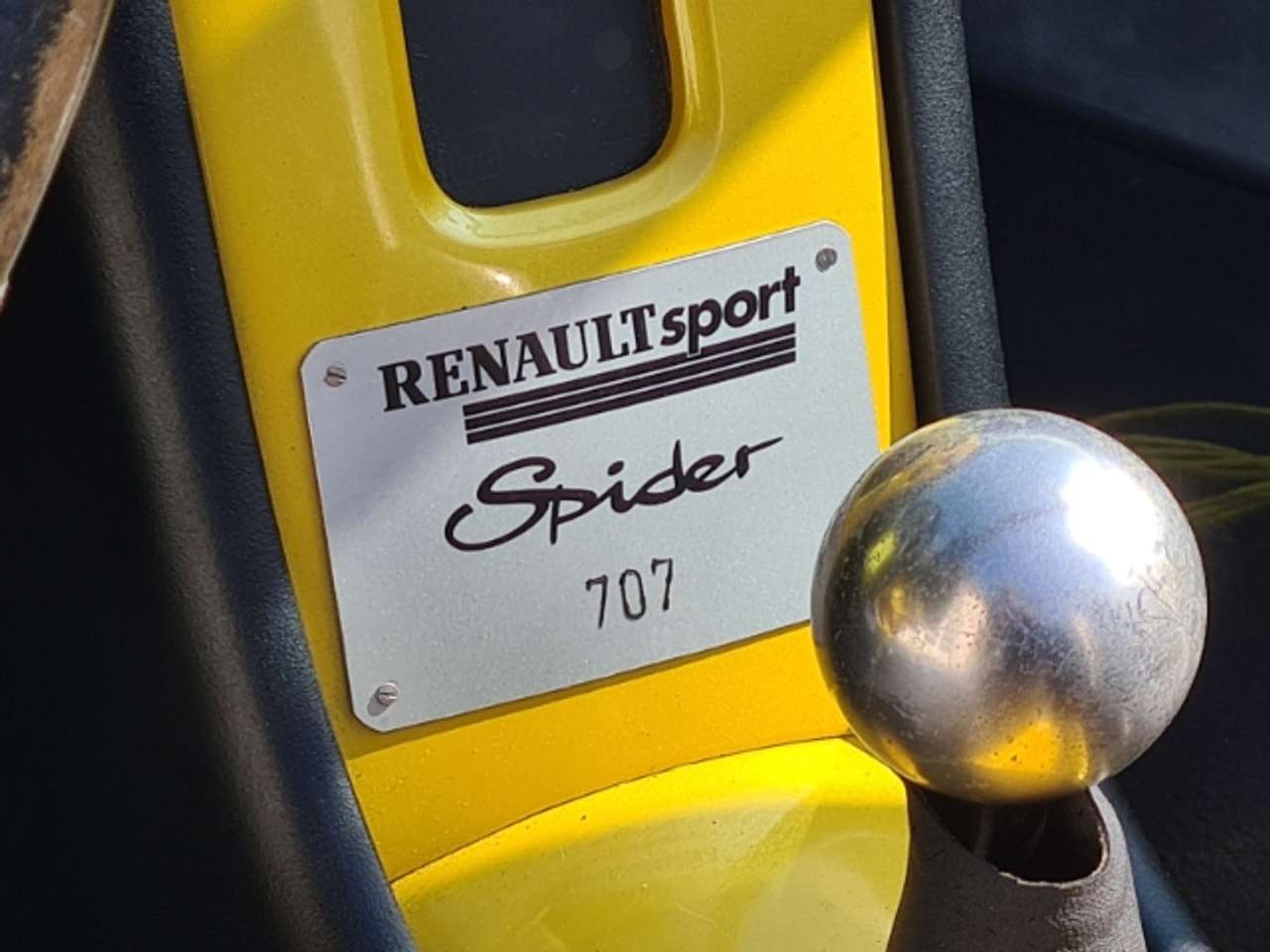 1999 Renault Sport Spider (windscreen)