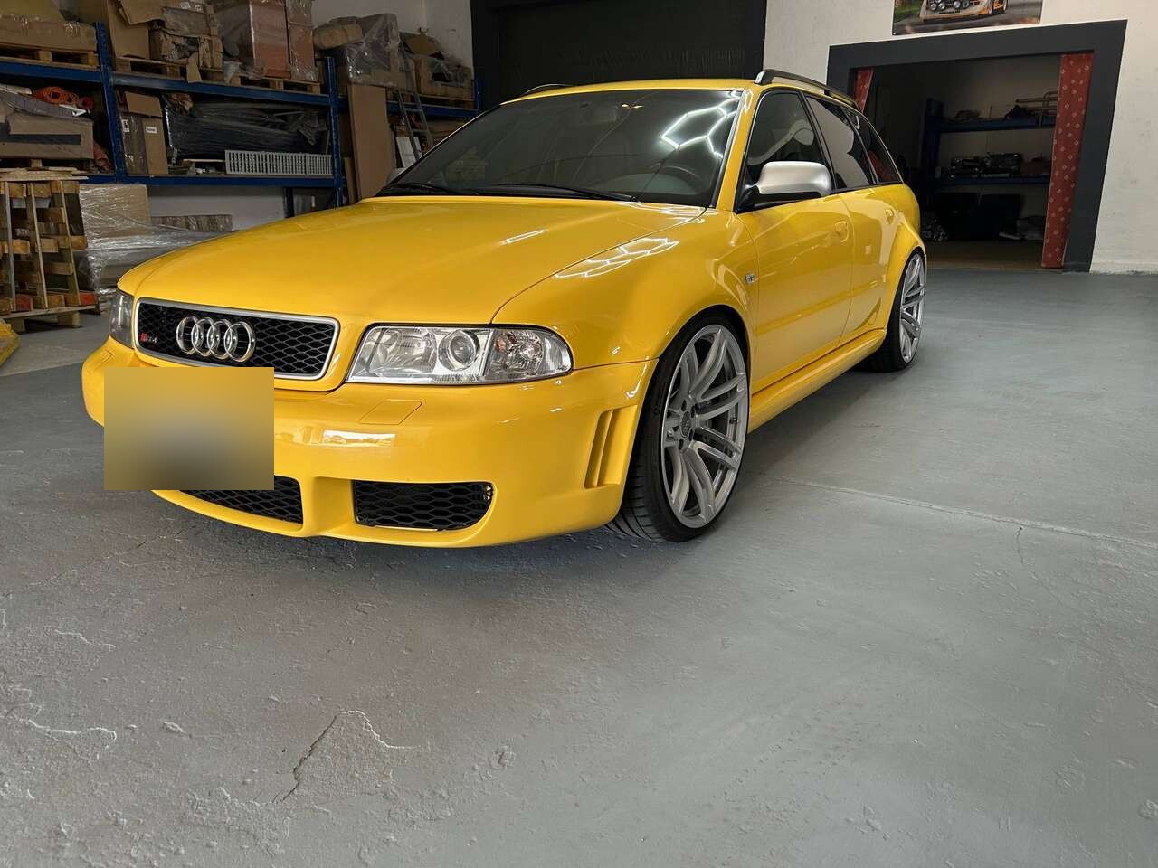 2000 Audi RS4 Avant (B5)