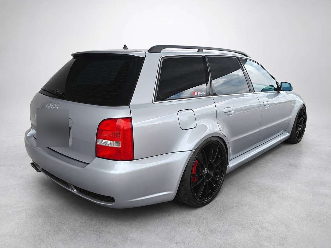 2001 Audi RS4 Avant (B5)
