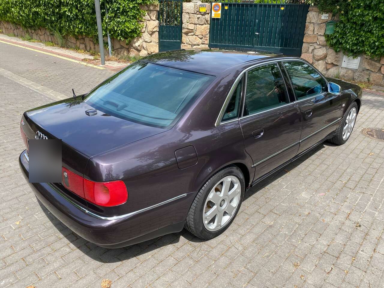 2001 Audi S8 4.2 quattro